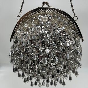 Vintage Fabulous Beaded Purse/Ivory-Silver w/chain.